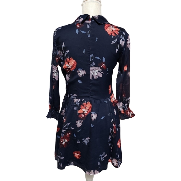 ABERCROMBIE AND FITCH Dress Womens Medium Navy Floral Smocked Tie Neck Romantic - Picture 5 of 11